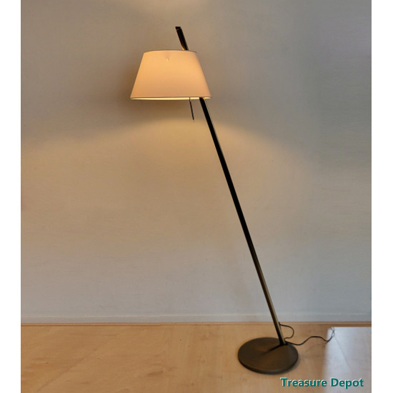 Metalarte Sinclina floor lamp