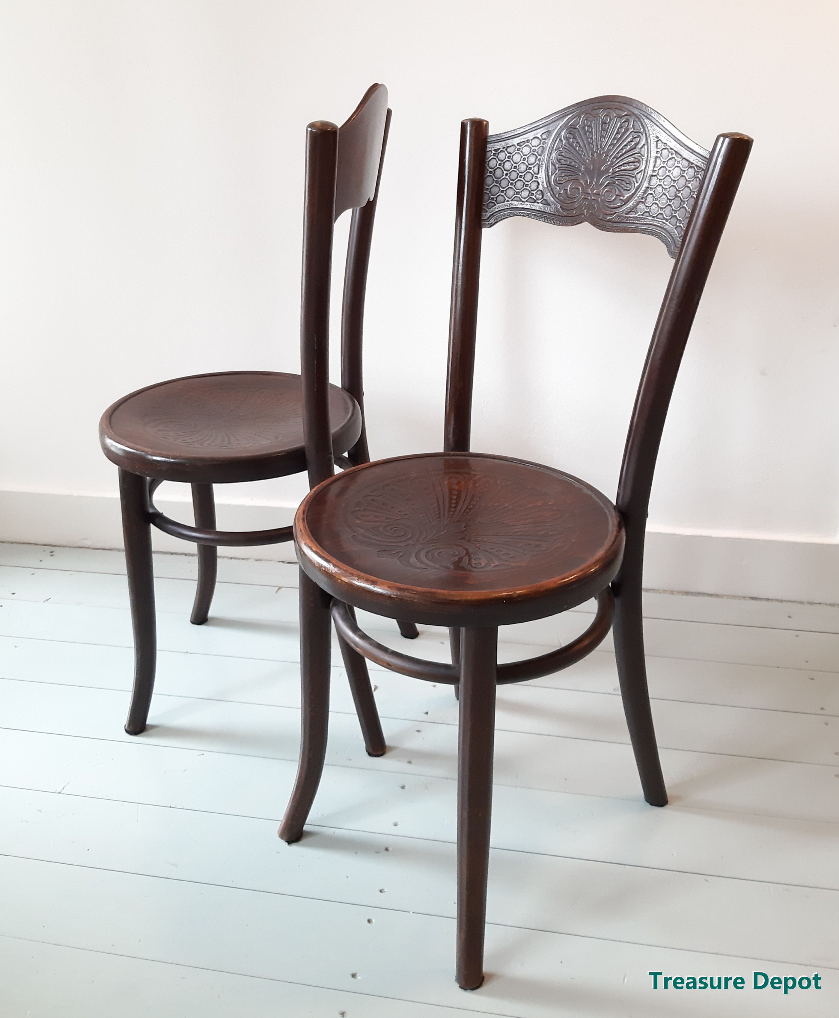 Early Thonet Chair Models