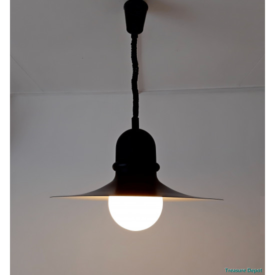 Black and white hanging lamp